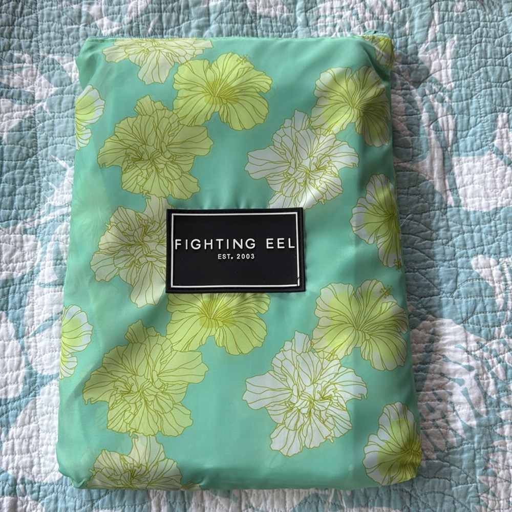 NWT Fighting Eel Floral Travel Packing Cubes set